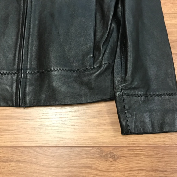 Gap Genuine Black Leather Women Jacket size small - Picture 3 of 6